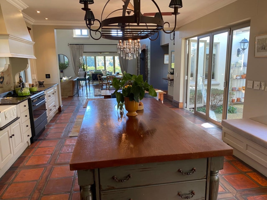 4 Bedroom Property for Sale in Val De Vie Estate Western Cape